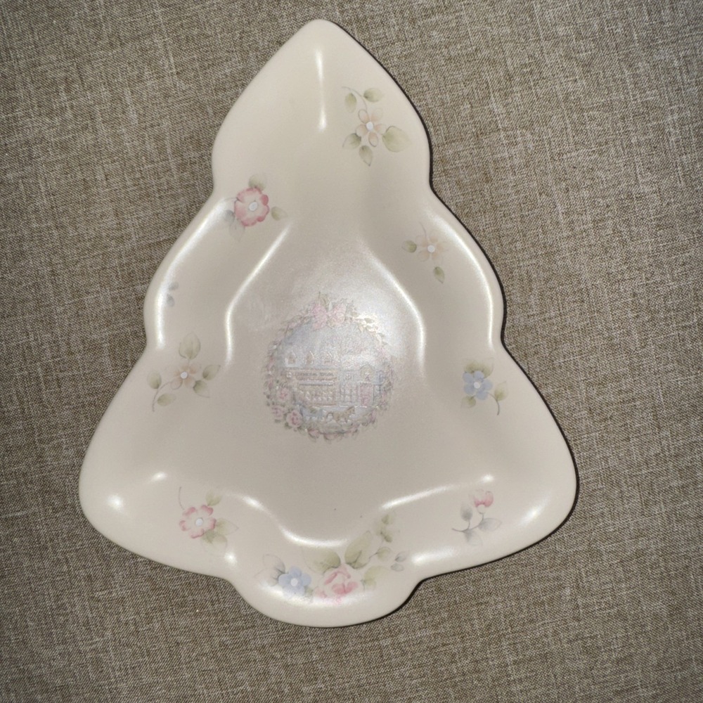 Pfaltzgraff Tea Rose Christmas Tree General Store Candy Dish 10.5" Retired